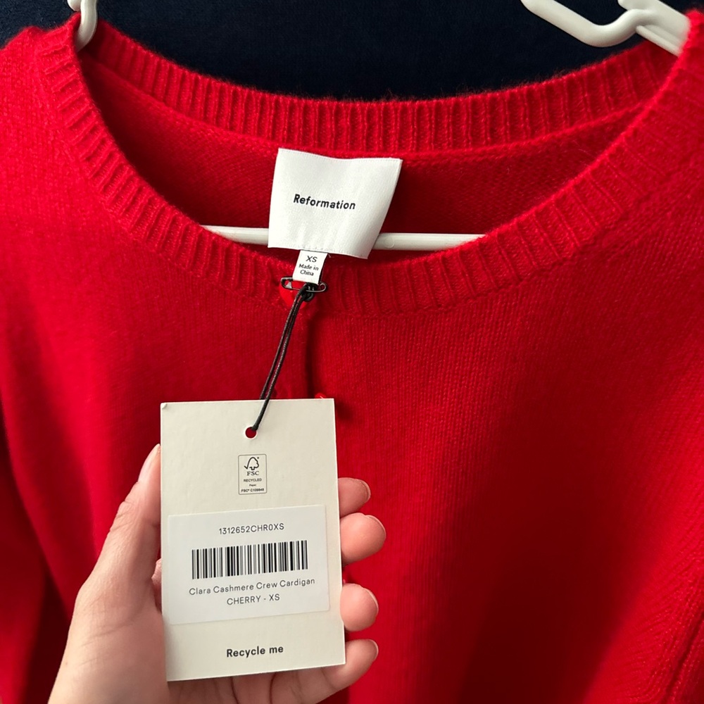 NWT Reformation Clara Cashmere Crew Cardigan- Cherry color XS